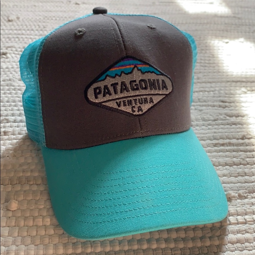 Patagonia trucker hat.